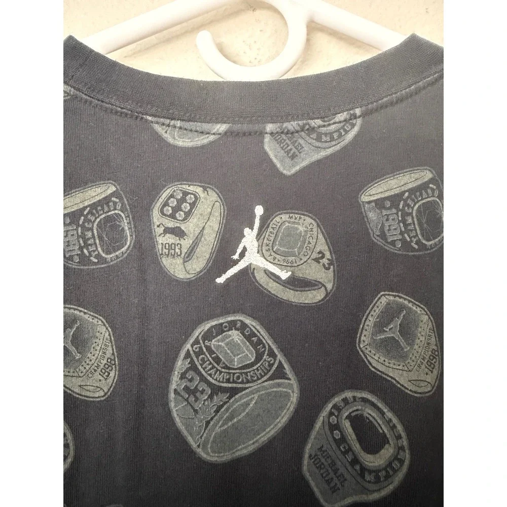 Jordan Mens 6 Championships Rings Rhinestones Graphic T-Shirt Black Large